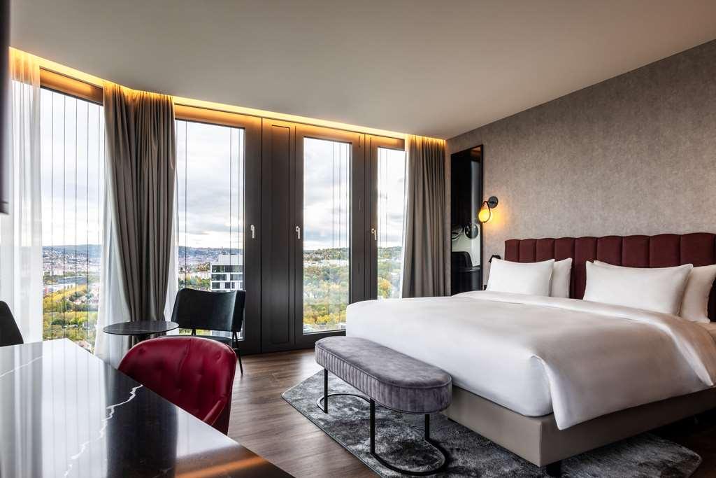 Radisson Blu At Porsche Design Tower Stuttgart