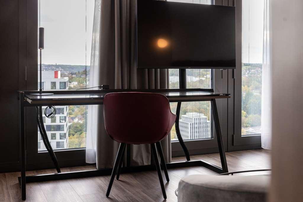 Radisson Blu At Porsche Design Tower Hotel