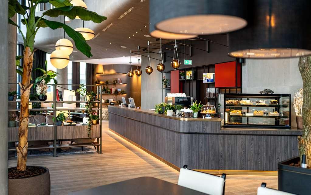 Hotel Radisson Blu At Porsche Design Tower Stuttgart