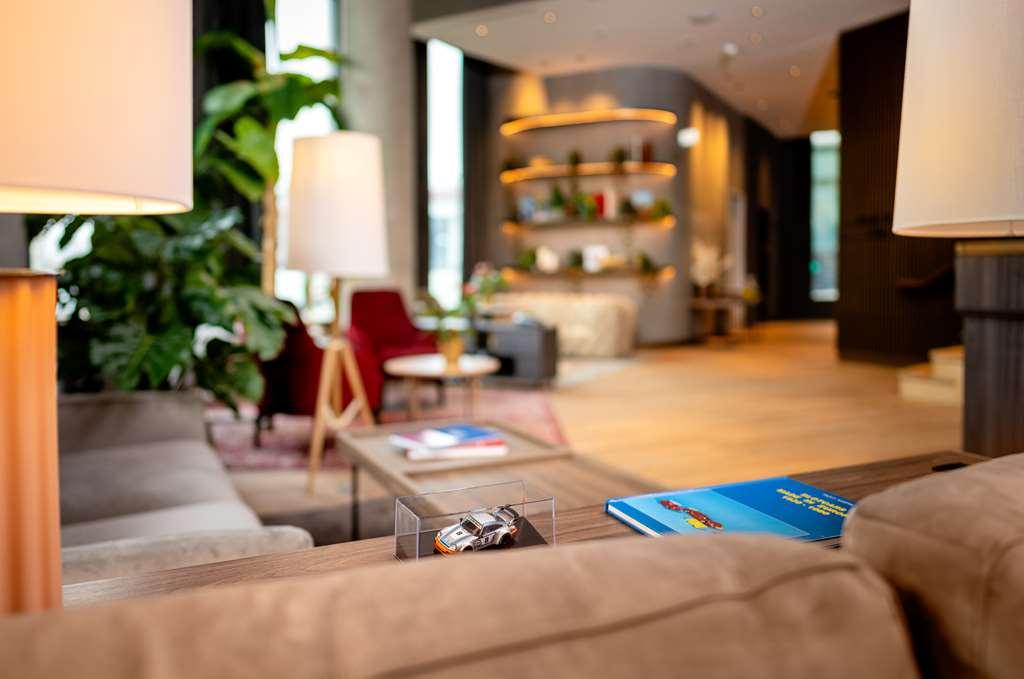 Radisson Blu At Porsche Design Tower Stuttgart