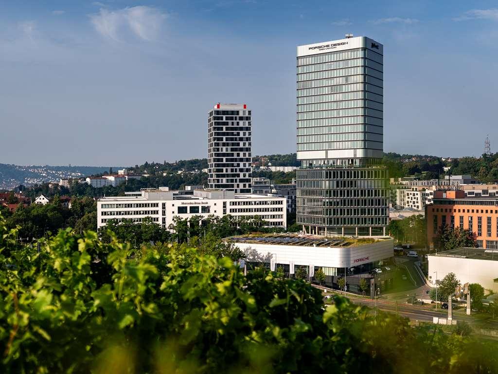 Radisson Blu At Porsche Design Tower Hotel